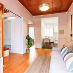Portucale ! Campo Ourique Design W/ Balcony Apartamento Lisboa